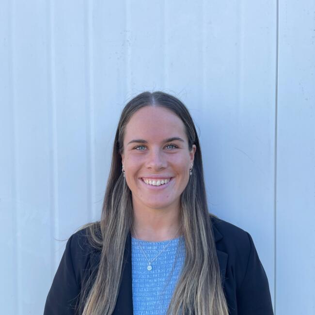 Babysitter in New Plymouth: Abby