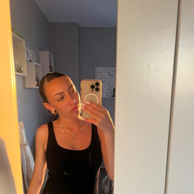 Babysitter in Marines: Lohane