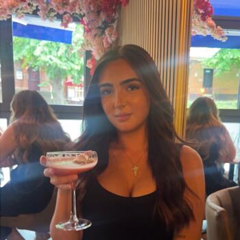 Babysitter in Croydon: Rebecca