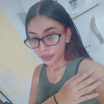 Niñera González Catán: Dalila