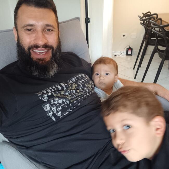 Babysitting job in Curitiba: Gustavo