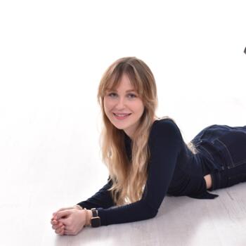 Babysitter Saint-Clément-de-Rivière: Evana