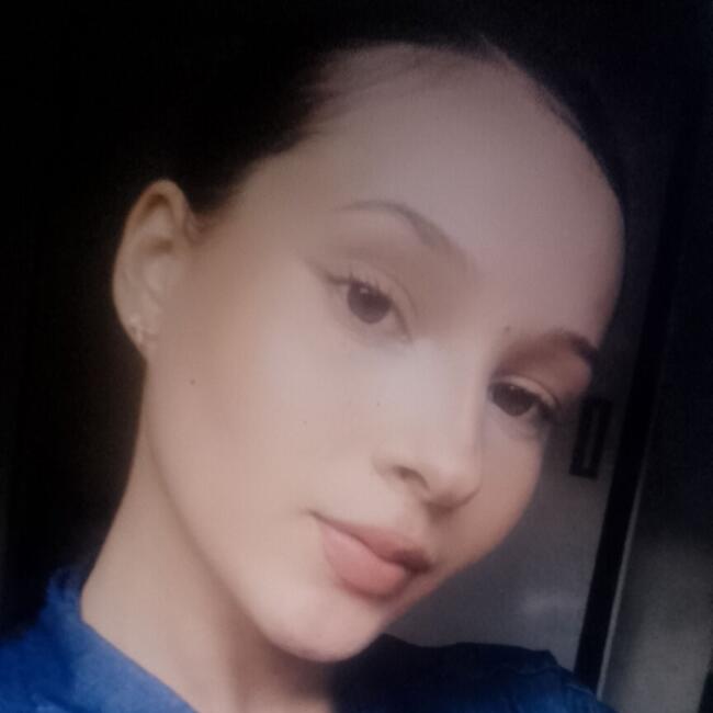 Babysitter in Rio Branco: Julia