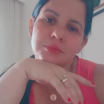 Babysitter Goiânia: Marcilene