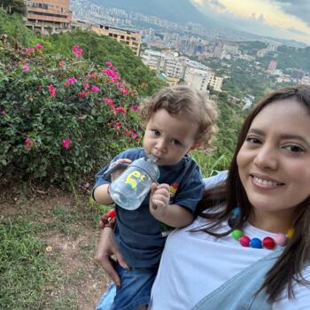 Δουλειά για babysitter στην περιοχή Καράκας: δουλειά φύλαξης παιδιών Patricia