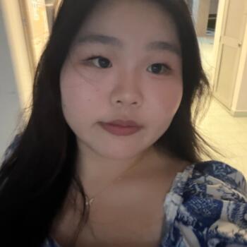 Babysitter in Singapore Island: Regina