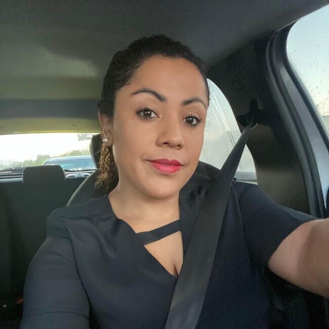 Babysitting job in São Paulo: Luciana