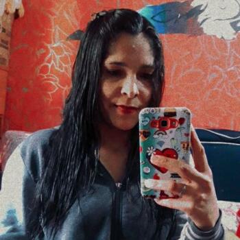 Babysitter in Asunción: Angela