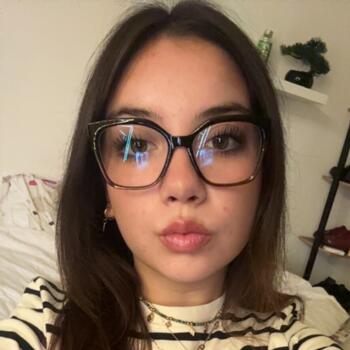 Babysitter in Albias: Emma