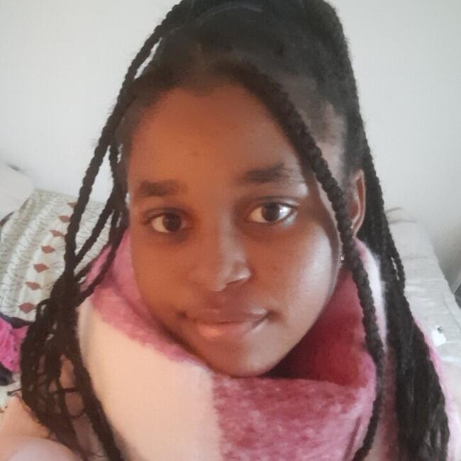 Babysitter in Sint-Niklaas: Nubia