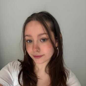 Babysitter in Brighton: Emma