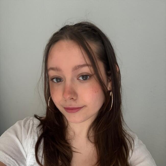 Babysitter in Brighton: Emma