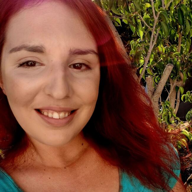 Babysitter στην περιοχή Αθήνα: Xhuljana