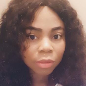 Job de garde d'enfants à Courbevoie: job de garde d'enfants Djelika