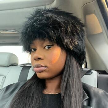 Babysitter in Villeurbanne: Noémie