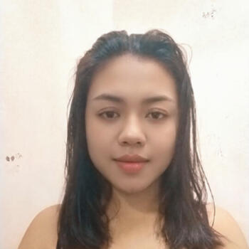 Nanny in Sibulan: Angie