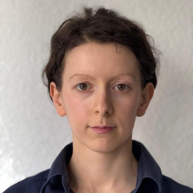 Babysitter a Kloten: Vera