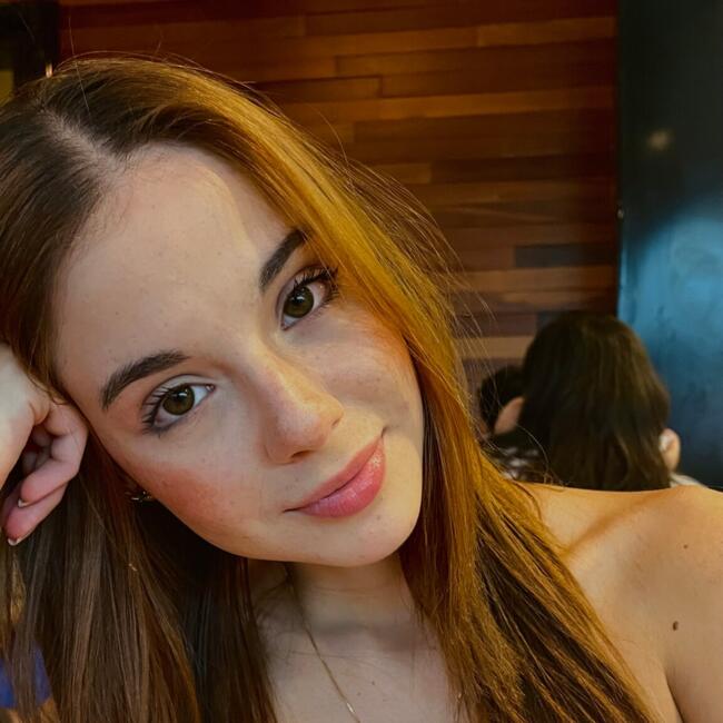 Babysitter in Ribeirão Preto: Gabrielle