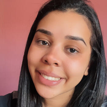 Babysitter in Viamão: Laura