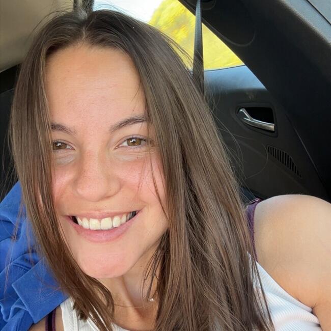 Babysitter in Châteauneuf-en-Thymerais: Caroline
