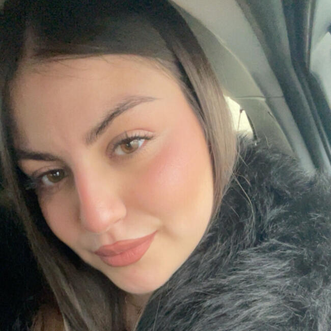 Babysitter a Burcei: Elena