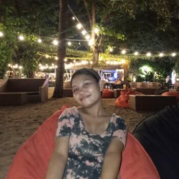 Lowongan pekerjaan babysitting di Kota Surabaya: lowongan pekerjaan babysitter Slavina