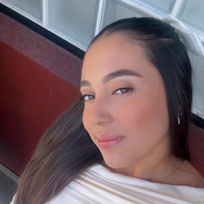 Babysitter in Sydney: Maria Paula Parra Arevalo