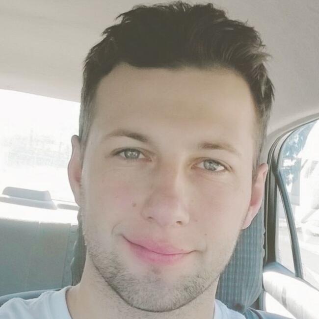 Trabajo para niñera en Rada Tilly: Cristian