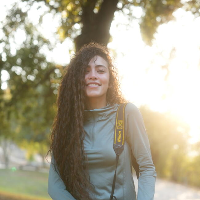 בייביסיטר ב- נשר: Najah