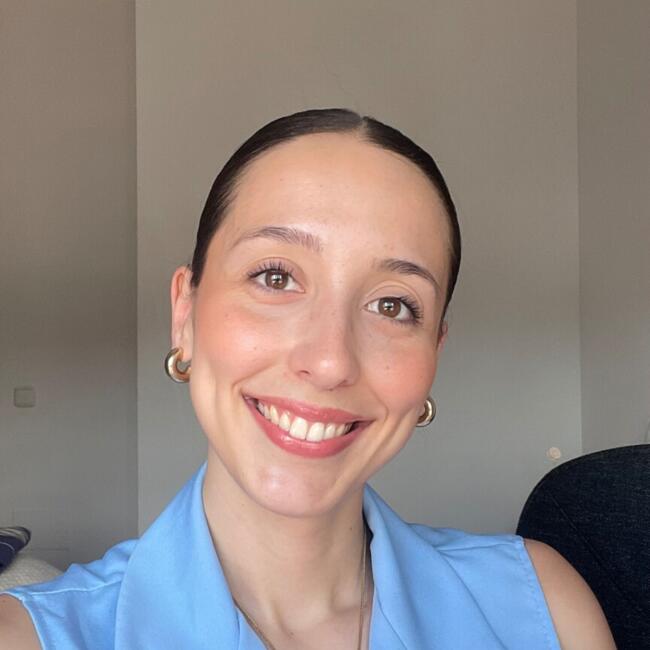 Canguro en Almería: Laura