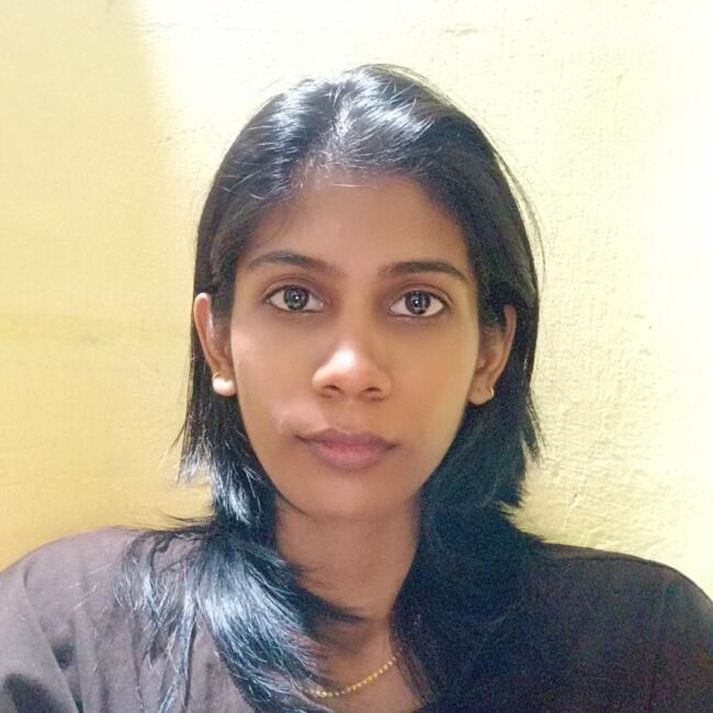 चेन्नई में बेबीसिटर: Keerthana