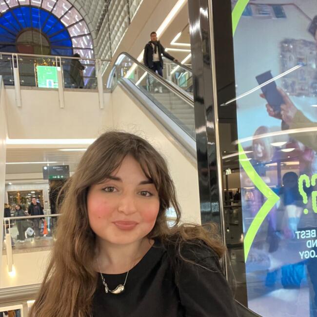 Babysitter in London: Greta