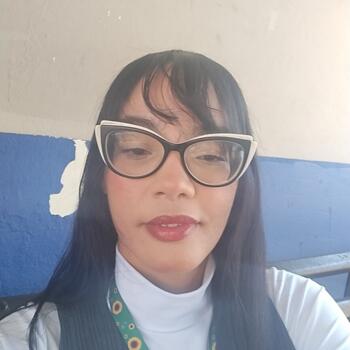 Babysitter Londrina: Iolanda