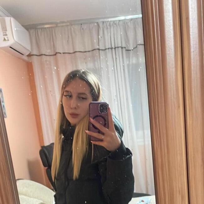 Bébiszitter Budapest területén: Evelin