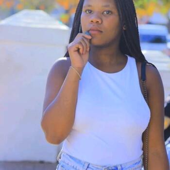 Babysitter in Stellenbosch: Elverecia