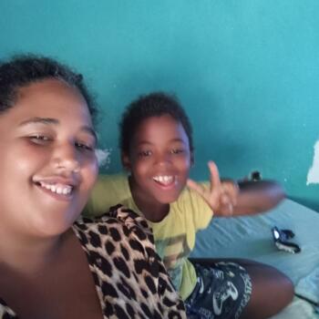 Trabajo de canguro en León: trabajo de canguro Eva