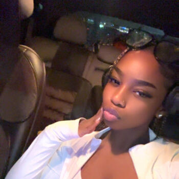 Babysitter in Vitry-sur-Seine: Sindi.