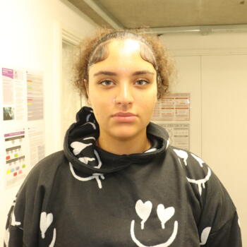 Babysitter in London: Iara