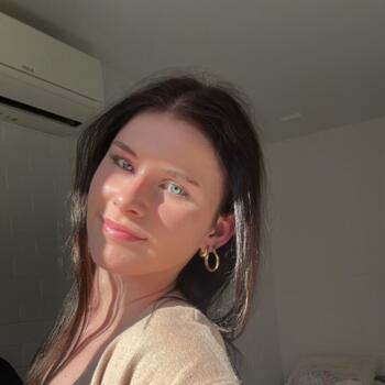 Babysitter in Perth: Milly