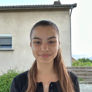 Babysitter in Reims: Lilou