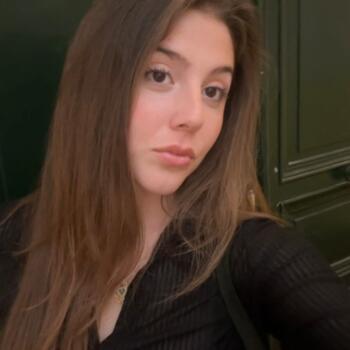 Babysitter Marseille: Melia yeline