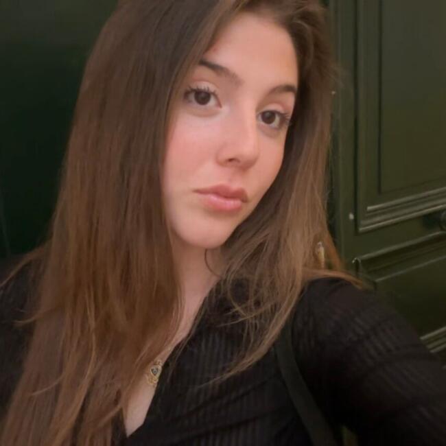 Babysitter in Marseille: Melia yeline