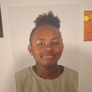 Babysitter Moulins: Mariama