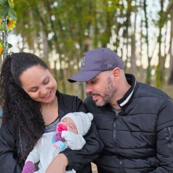 Babysitting job in Aparecida de Goiânia: babysitting job Pollyana