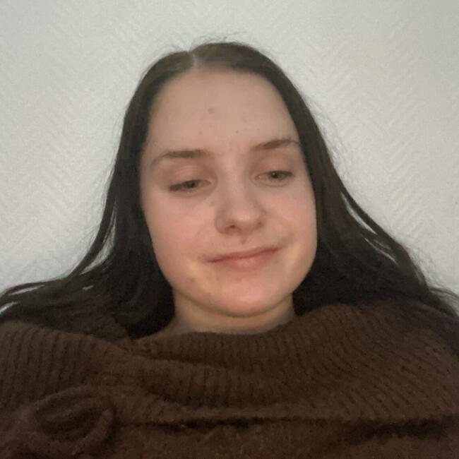 Babysitter in Besançon: Daphne