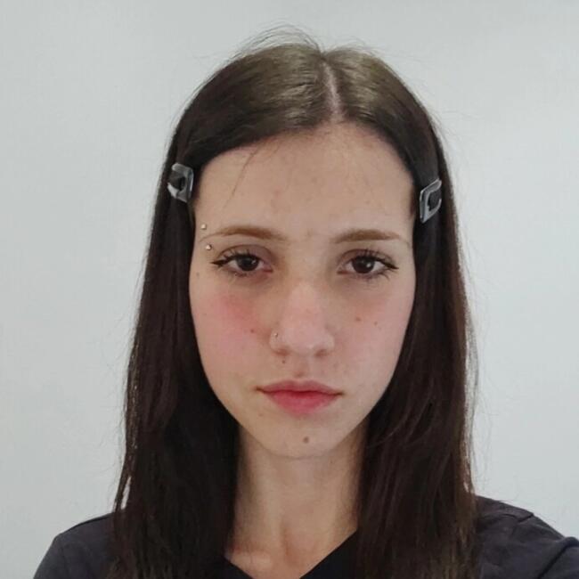 Canguro en Elche: Paula