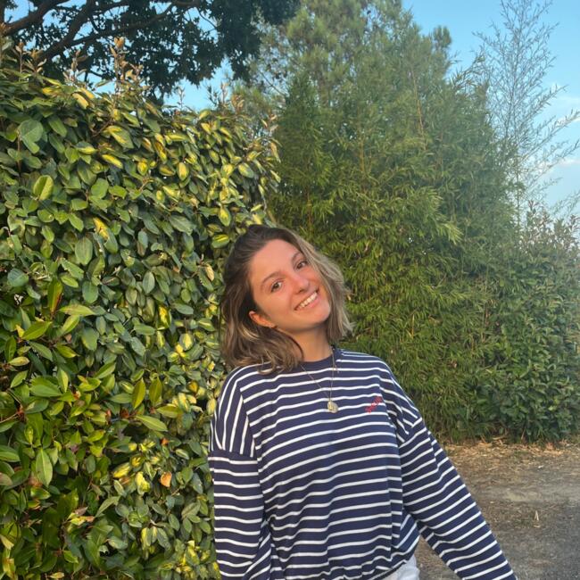 Babysitter in Paris: Lisa