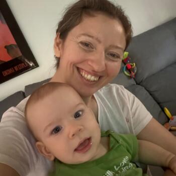 Familia Granada: Tania