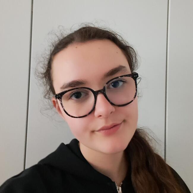 Babysitter in Vanves: Amélie