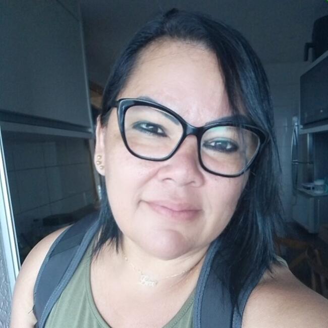 Babá em Vitória: Luzia